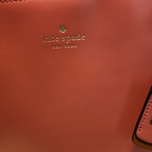 BNWOT AUTHENTIC KATE SPADE LG TOTE - Picture 9 of 15